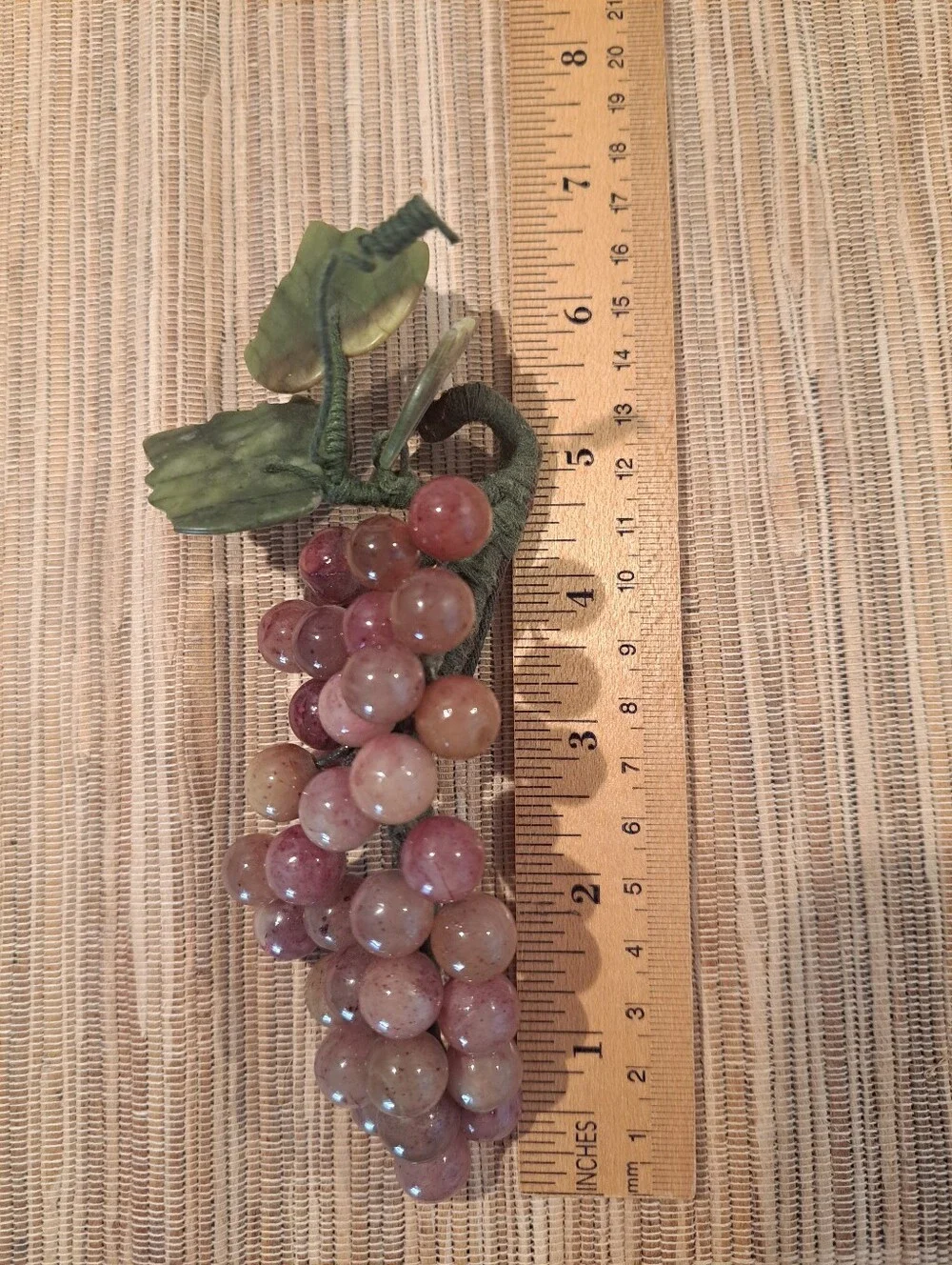 Vtg Jade and Rose Quartz Carved Grapes Bunch